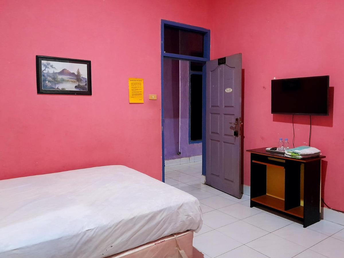 Hotel Rosichan Bau Bau Mitra Reddoorz Baubau Eksteriør bilde